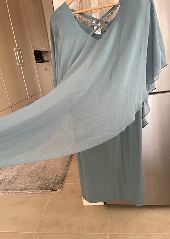 Yeşil V Yakalı Uzun Bohem Abiye Elbise 1 kez giyildi - Görsel 3