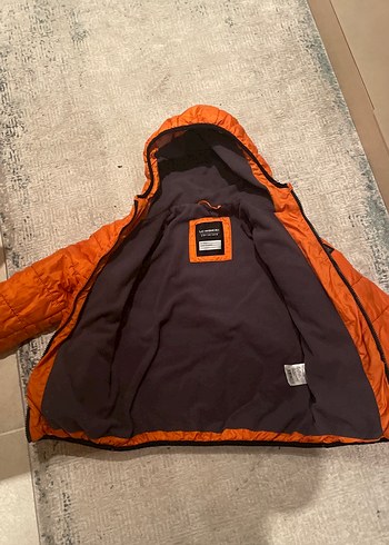 Turuncu Kapüşonlu Erkek Çocuk Mont - Görsel 3