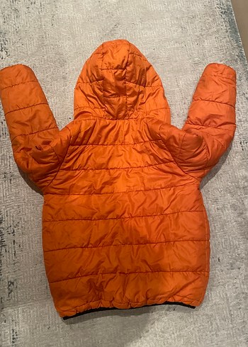 Turuncu Kapüşonlu Erkek Çocuk Mont - Görsel 5