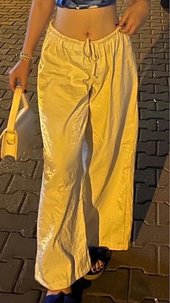 Parlak görünümlü keten pantalon
