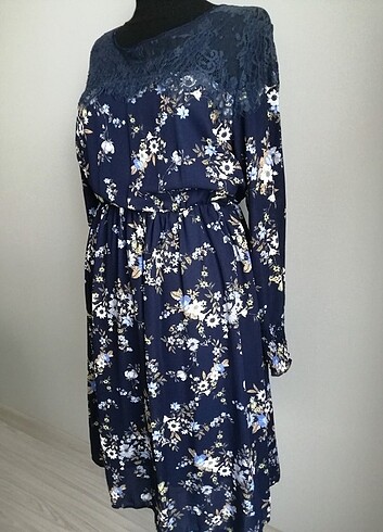 Çiçekli Elbise - Görsel 6