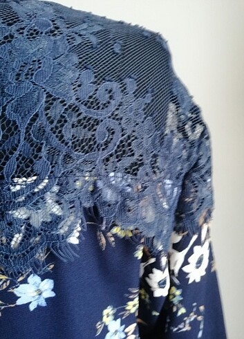 Çiçekli Elbise - Görsel 8