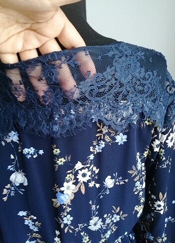 Çiçekli Elbise - Görsel 10