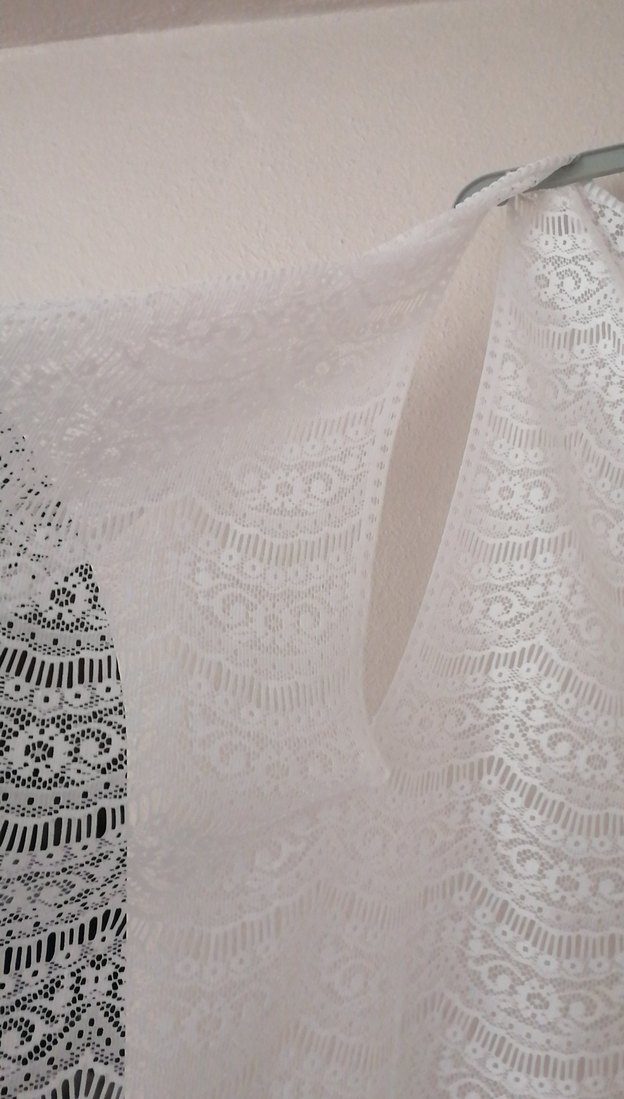 Beyaz Dantel dokulu kadın pareo - Görsel 4