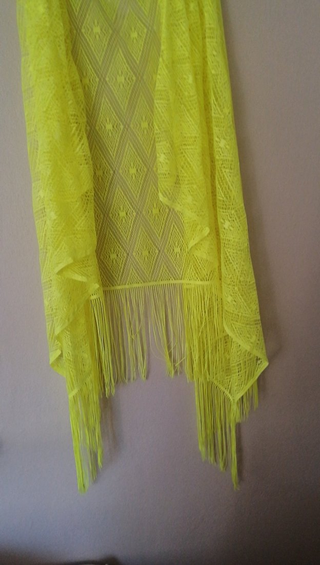 Sarı Dantel ve Püsküllü Kadın pareo - Görsel 2