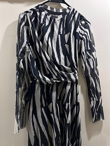 H&M H&M markalı elbise