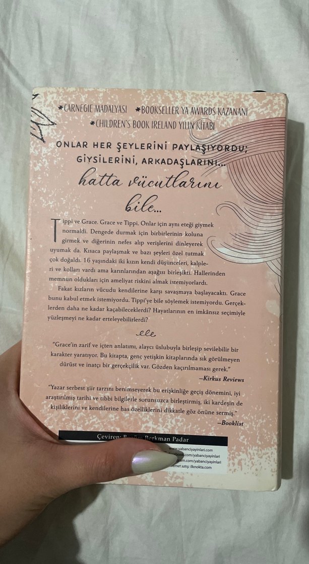 Tek - Sarah Crossan - Görsel 2