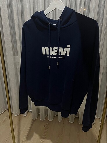 Kapşonlu sweatshirt