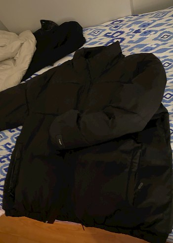 Orjinal Bershka Marka Mont Unisex - Görsel 2