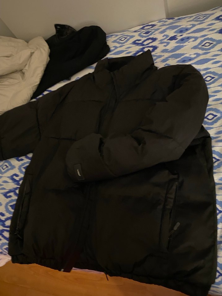 Orjinal Bershka Marka Mont Unisex - Görsel 2