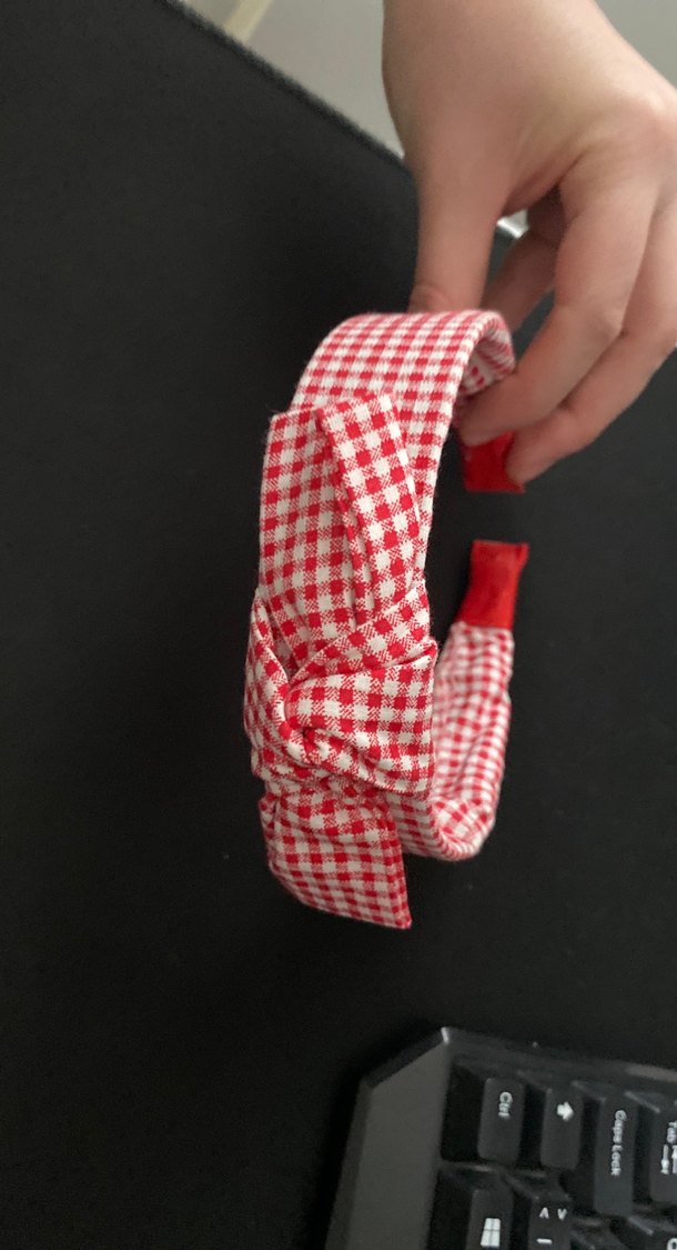 Kırmızı Fiyonklu Kadın Saç Bandı - Görsel 2