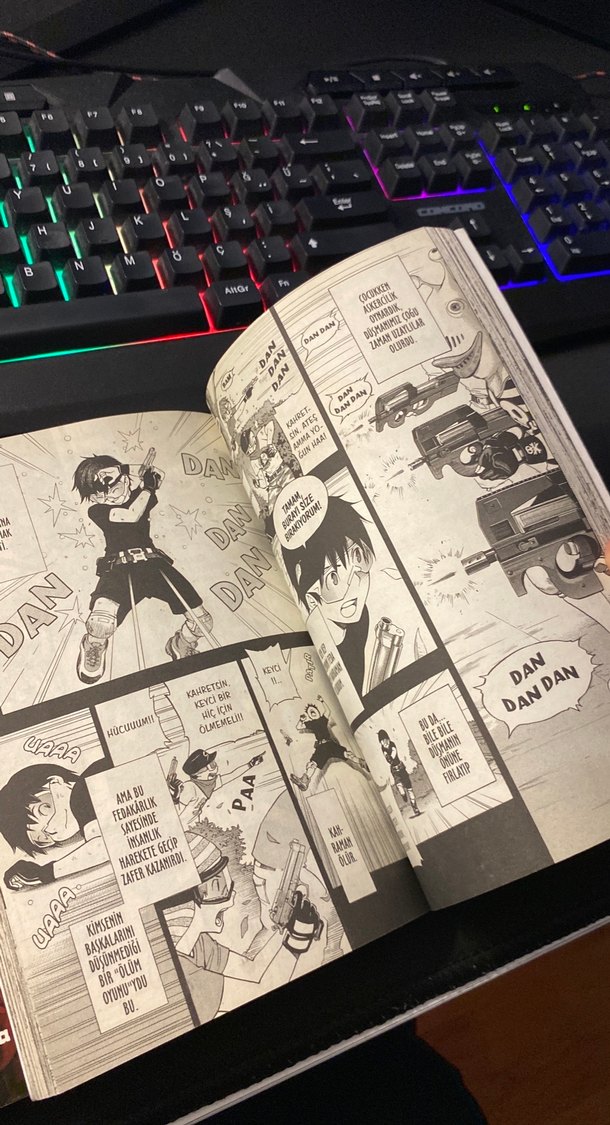 All You Need Is Kill 1 ve 2 - Çizimler Takeçi Oba - Görsel 2