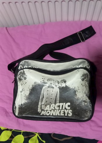 Diğer Arctic Monkeys Postaci Canta