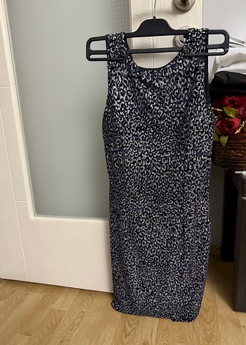 Yılan Desenli Gri Midi Elbise - Görsel 3