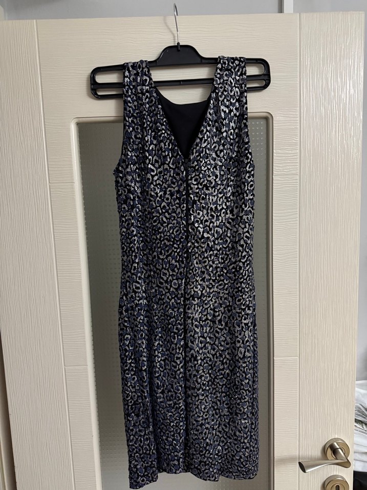 Yılan Desenli Gri Midi Elbise - Görsel 2