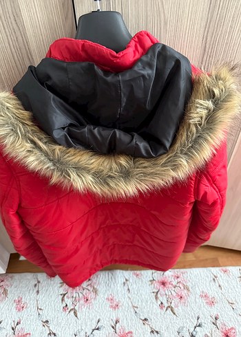 Kırmızı Kürklü Kışlık Mont LCW - Görsel 3