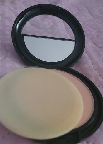 L.A. COLORS Açık Bej Pudra - Görsel 2