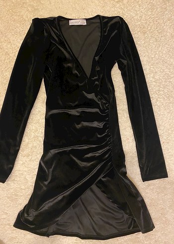Uzun Siyah Polyester Elbise