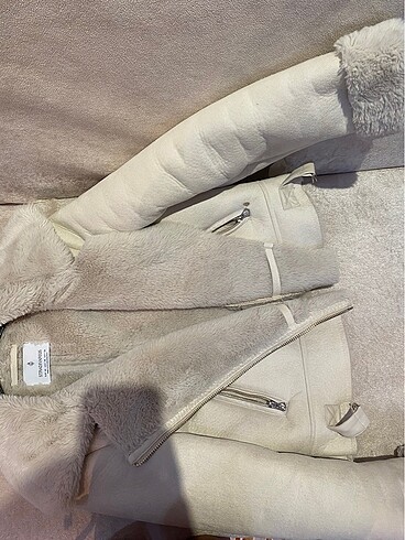 xs Beden Stradivarius Kürklü Çeket Mont Xs