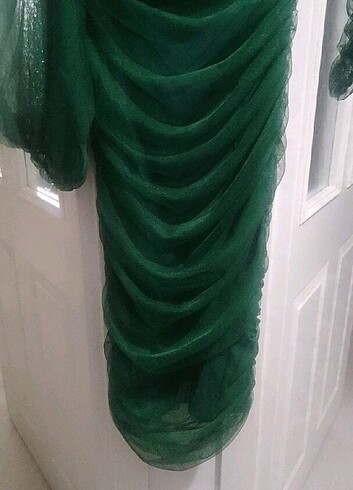 Yesil elbise