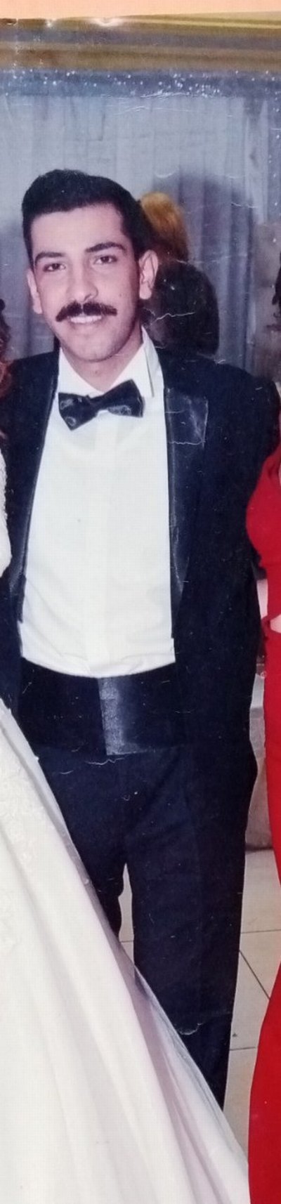 Siyah Düğmeli Klasik Kesim Damat Takımı - Görsel 5