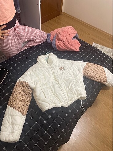 Adidas mont