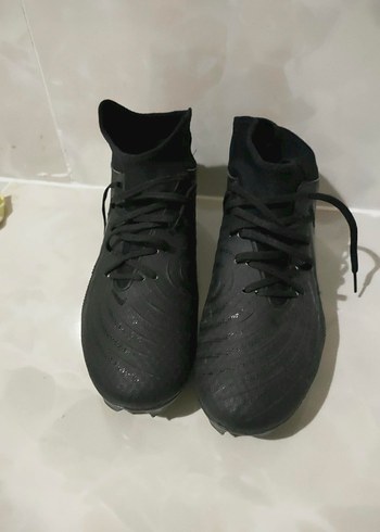 Nike Siyah Yuksek Bilekli Futbol Ayakkabisi