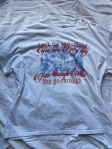 Bershka tshirt