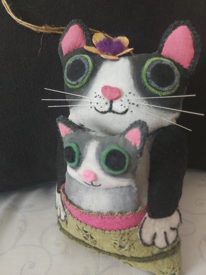 El Yapımı Kedi Figürlü Asılabilir Süs - Görsel 3