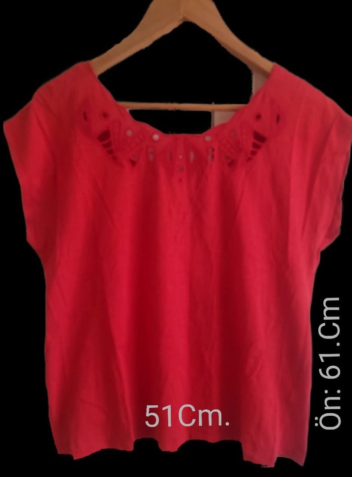 Dantel Detaylı Kırmızı Bluz - Görsel 3