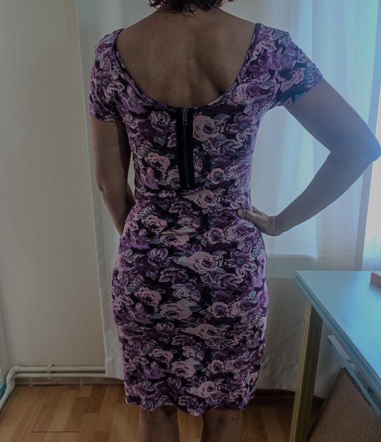 Çicek Desenli Elbise - Görsel 2