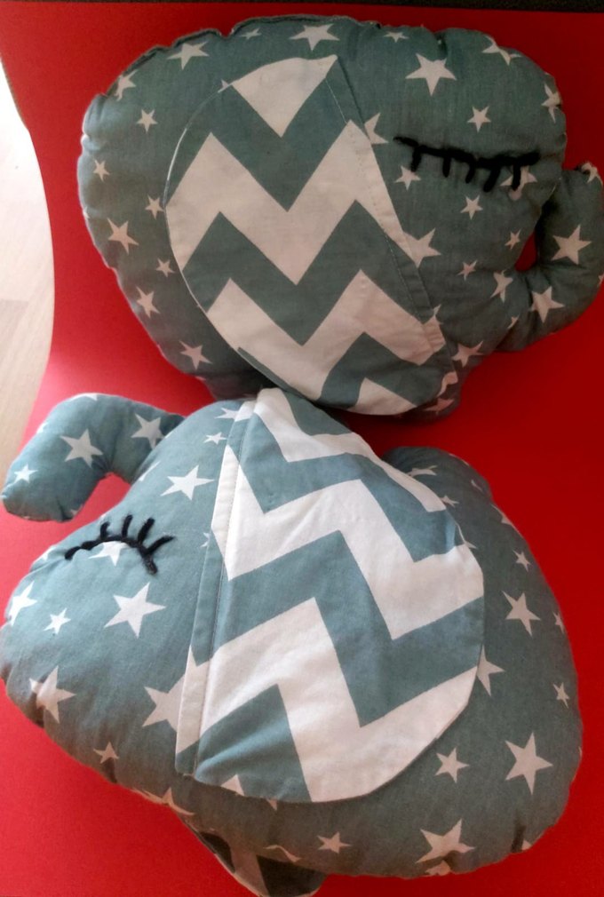 Gri Çift Filli Mini Yastık - Görsel 4