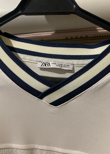 ZARA MARKA ORJİNAL Beyaz Baskılı Erkek Kısa Kollu Jersey Tişört - Görsel 2