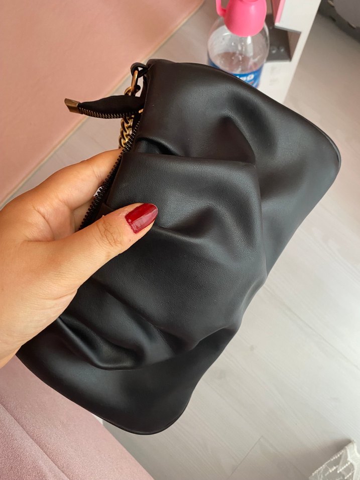 Zincir Detaylı Siyah Deri Kadın Çanta yenidir - Görsel 4
