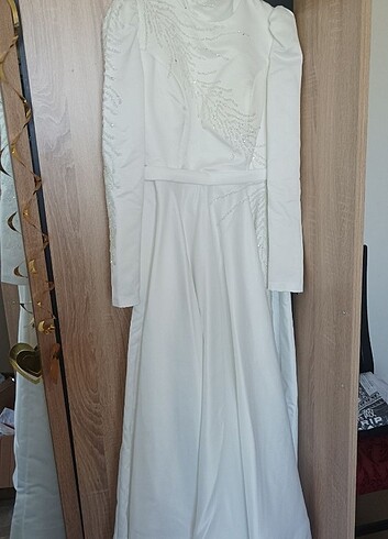Tesettür nikah elbisesi