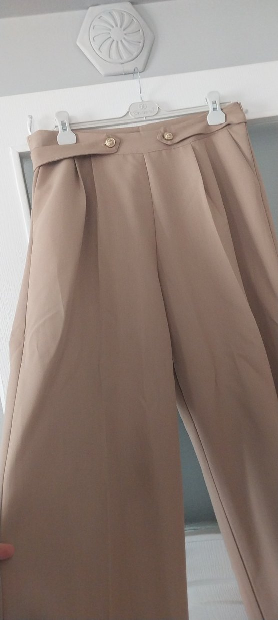 Düğmeli Bej kadın bol paça pantulon - Görsel 5