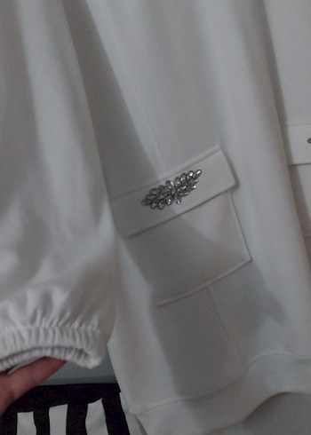 Beyaz Sokak Stili Rahat Takım - Görsel 2