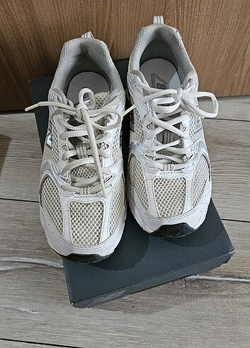37 Beden New balance spor ayakkabı