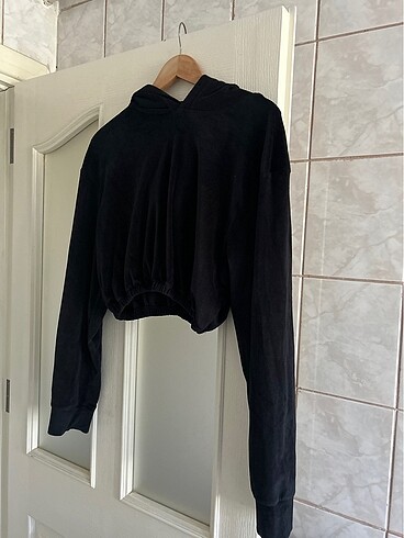 Siyah crop sweat