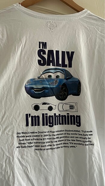 Diğer Sally baskılı beyaz tişört