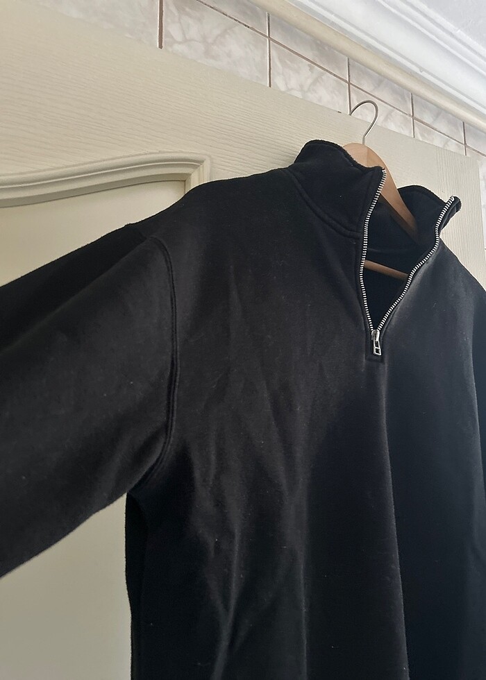 Pull&bear siyah fermuar detaylı sweatshirt - Görsel 3