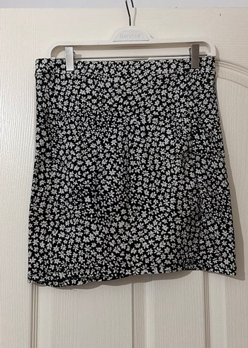 Drapeli Siyah Mini Etek - Görsel 2