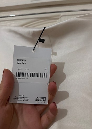 Beyaz Uzun Dökümlü Kadın Etek - Görsel 3