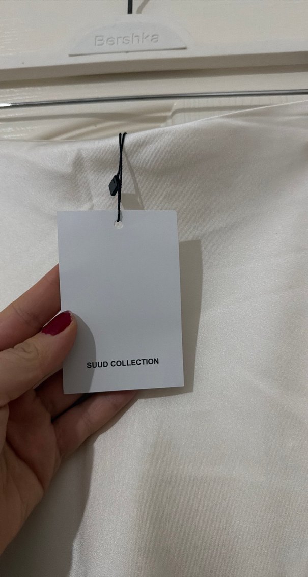 Beyaz Uzun Dökümlü Kadın Etek - Görsel 2