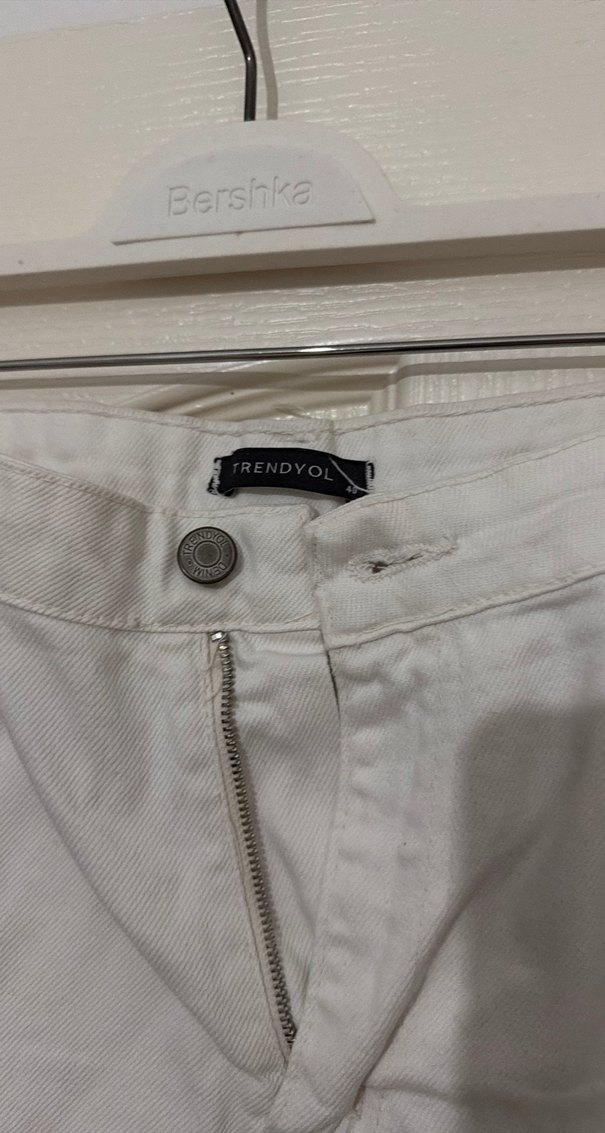 Kadın Beyaz Mini Pamuklu Şort - Görsel 2