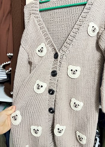 El yapımı nakışlıUzun Kollu V Yaka Bej Triko Hırka - Görsel 5