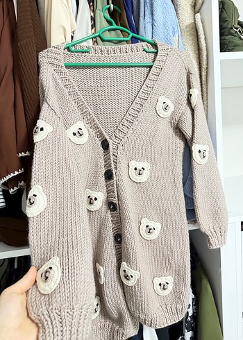 El yapımı nakışlıUzun Kollu V Yaka Bej Triko Hırka - Görsel 3