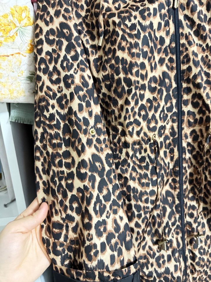 Kahverengi Leopar Desenli Kadın Midi Kaban - Görsel 4