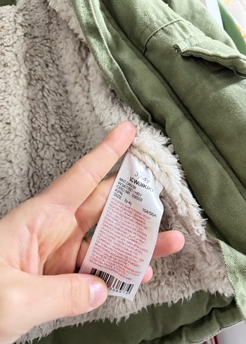 Erkek Çocuk Yeşil Sıcak Kürklü Ceket - Görsel 4