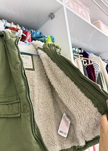 Erkek Çocuk Yeşil Sıcak Kürklü Ceket - Görsel 10